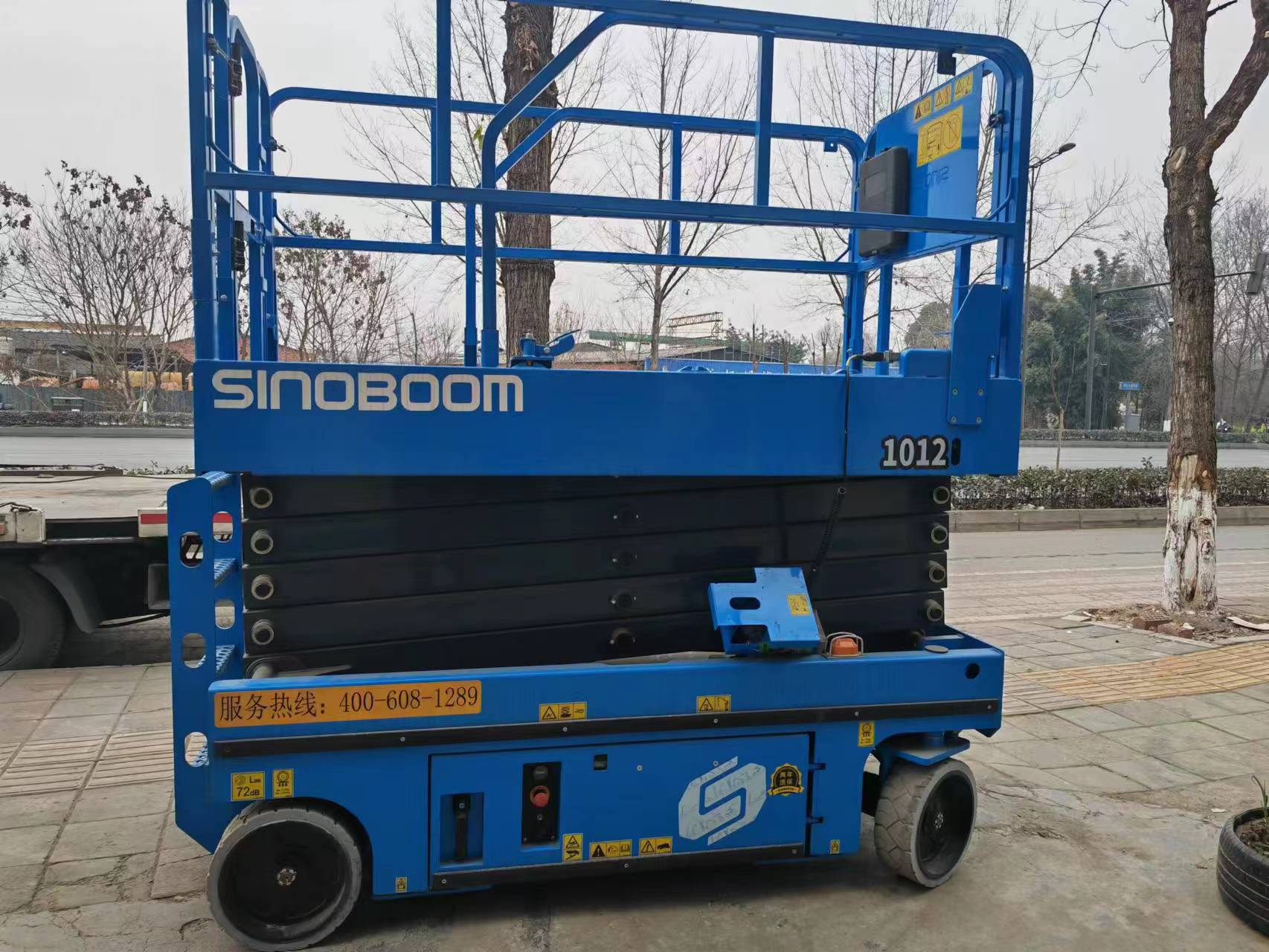 成都升降機(jī)租賃